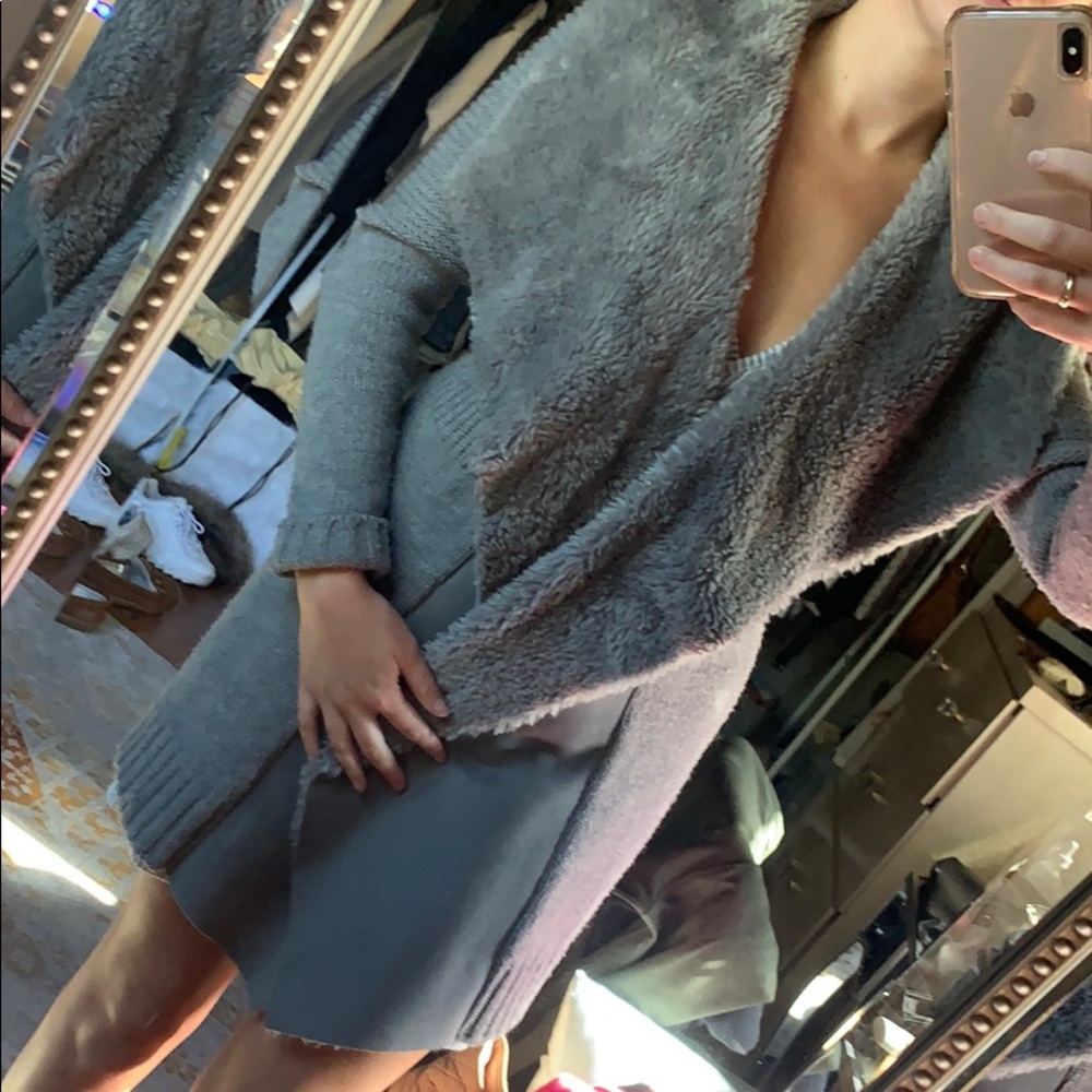 Le Chateau long cozy fall sweater - Picture 4 of 4